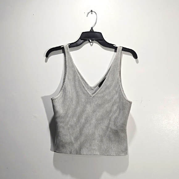 House Of Harlow Gray Ribbed V-Neck Women's Top Tank L - Picture 1 of 1
